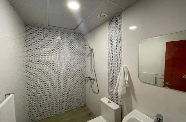 Hotel Conquistador Santo Domingo Room Bathroom